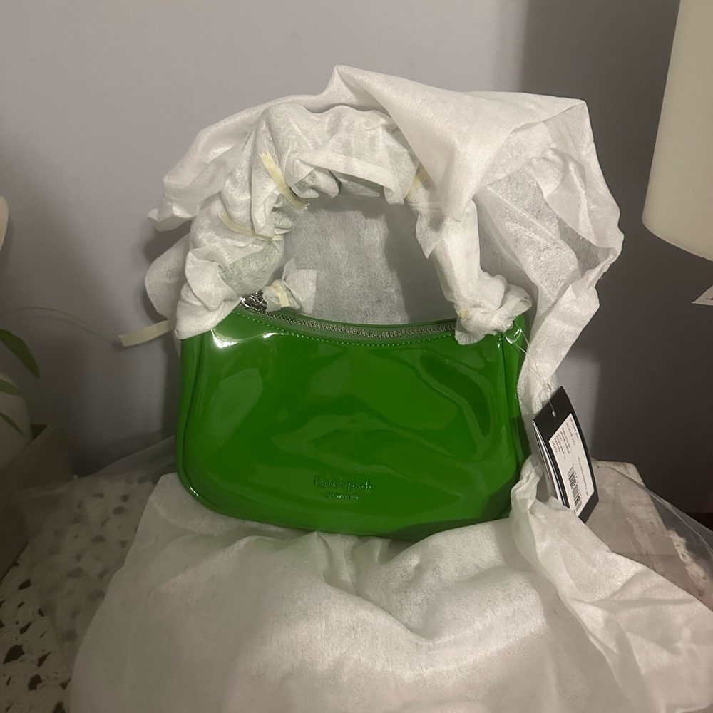 Nwt Kate spade squeeze green paint bag. - Picture 10 of 10